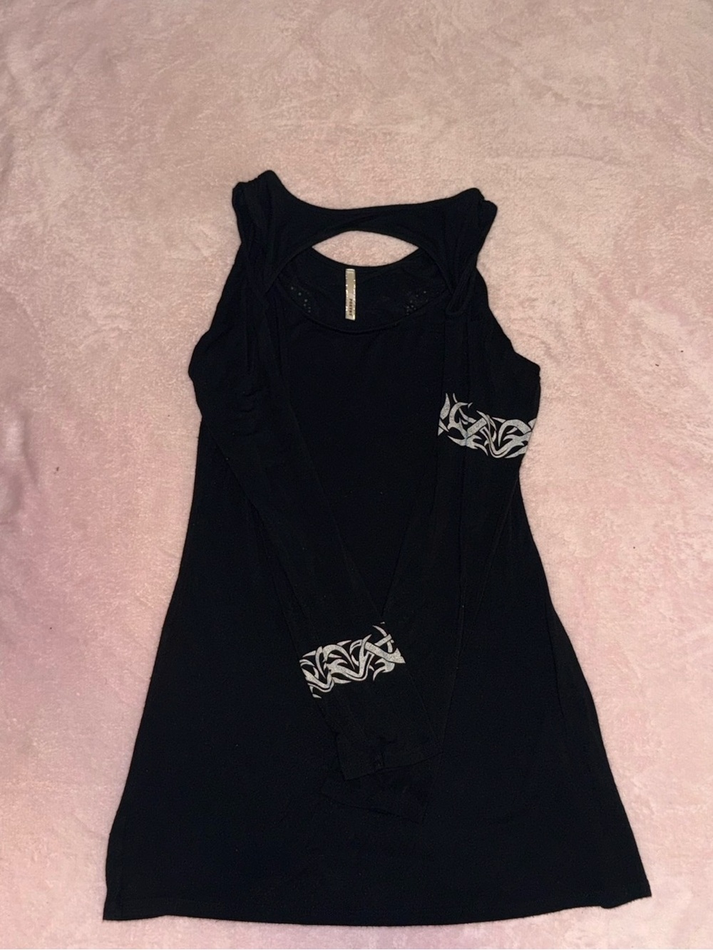 13 🖤 Poetry Black Graphic Cutout Top 🖤